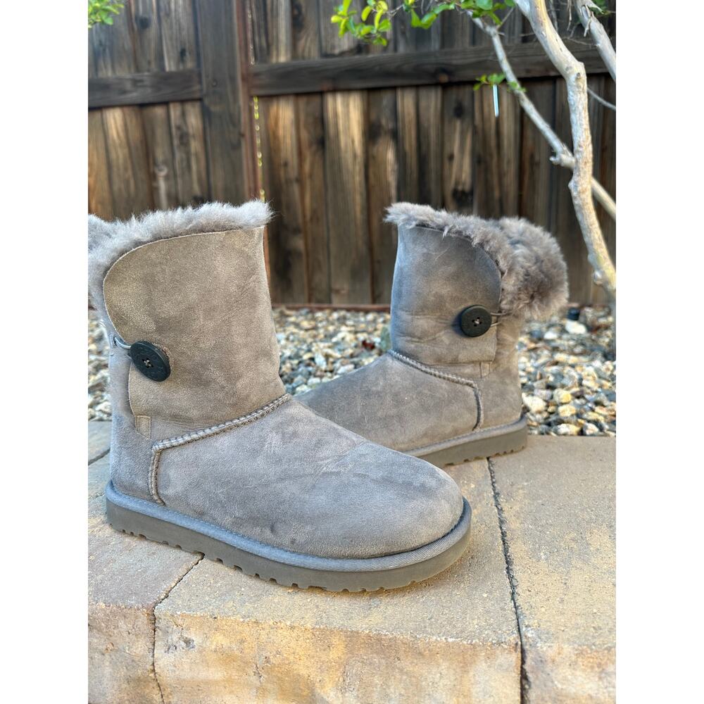 Ugg Bailey Button Gray Boots size 8 - image 11